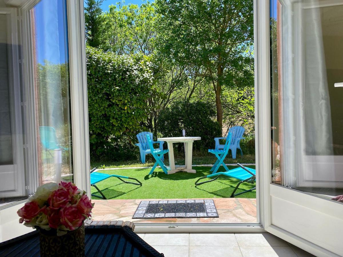 Bed and Breakfast La Vie Est Belle En Provence Tourves Exterior foto